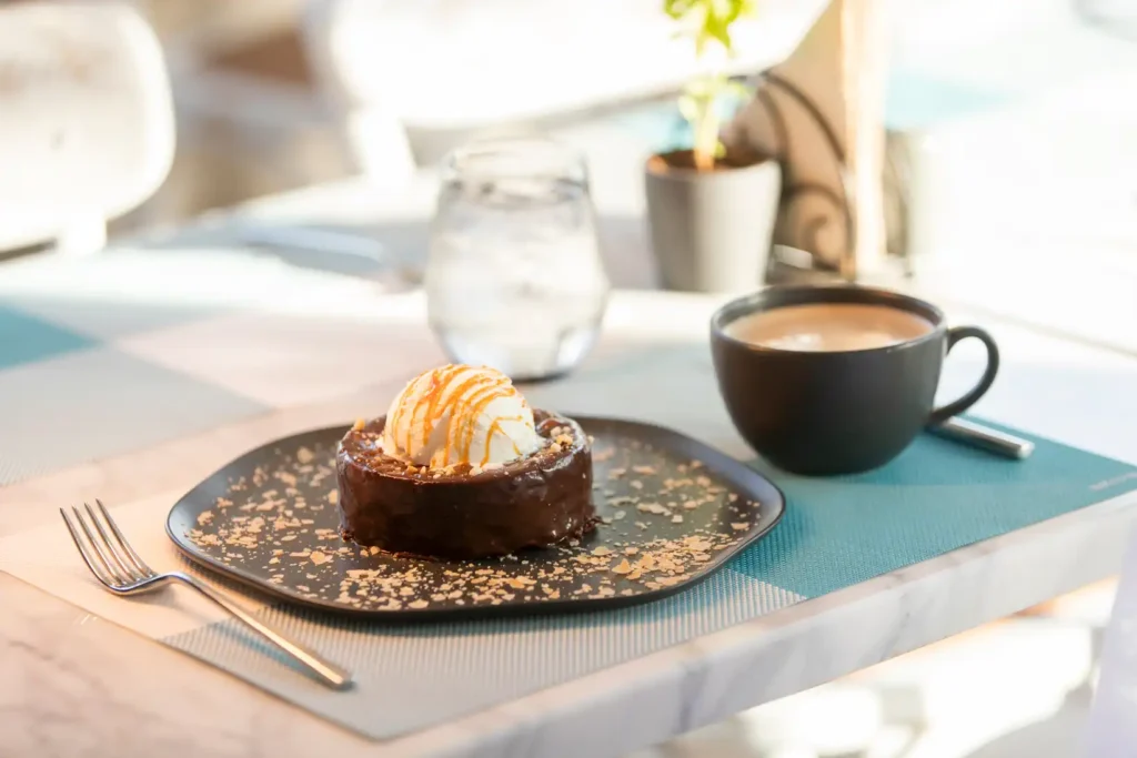 La Tazza Molten Cake